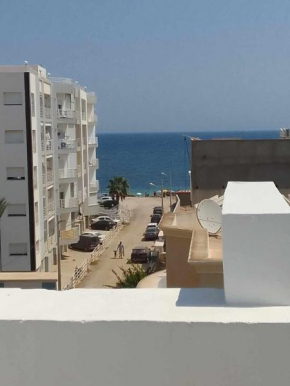 Appartement près de la mer à Chott Mariem